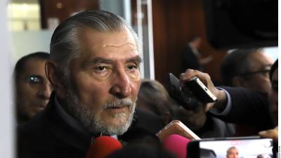 Marginado de la negociación de la reforma electoral, el Partido Verde desconoció la interlocución del coordinador de Morena en el Senado, Adán Augusto López.