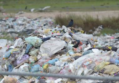 El Municipio busca aprovechar la basura orgánica para generar gas y producir energía en el relleno sanitario.