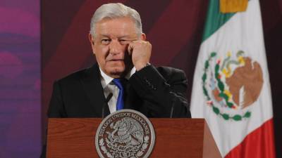 El periodista señala que “la incontinencia verbal” de López Obrador lo llevó a “darse un tiro en el pie”.