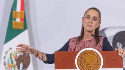 Claudia Sheinbaum Pardo, presidenta de México, llamó a no ver TV Azteca al señalar que un colectivo impulsa una campaña contra su gobierno desarrollada por perfiles cercanos a Ricardo Salinas Pliego.