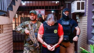 Las cuentas bancarias de Hernán Bermúdez Requena, presunto líder del grupo criminal La Barredora y conocido bajo los alias ‘El Abuelo’ o ‘Comandante H’, continuarán bloqueadas.