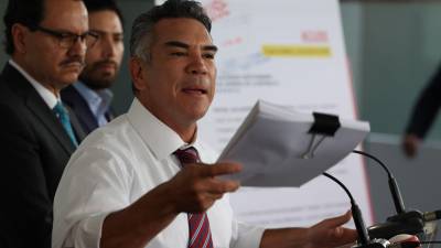 Alejandro Moreno solicita a Estados Unidos considerar a Morena como grupo terrorista.