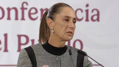 La presidenta Claudia Sheinbaum informó que Alejandro Gertz Manero dejó la FGR tras aceptar ser representante de México en una embajada. Ernestina Godoy asumirá de manera provisional.