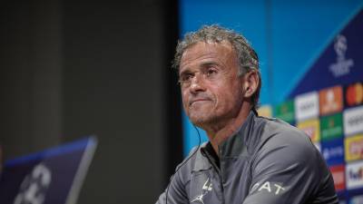 El entrenador del París Saint-Germain atendió la rueda de prensa previa al encuentro con el Borussia.
