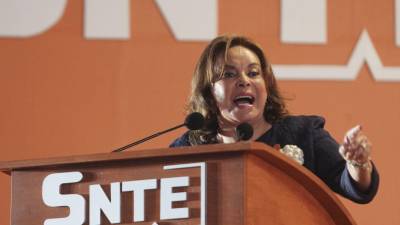 La Suprema Corte de Justicia de la Nación (SCJN) desechó el amparo con el que Elba Esther Gordillo Morales pretendía impugnar el pago de 19.2 millones de pesos por Impuesto sobre la Renta.