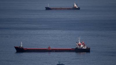 Un submarino israelí en la bahía de Haifa, en el norte de Israel, el sábado 28 de febrero de 2026, después de que Israel emitiera una alerta nacional tras sus ataques contra Irán.