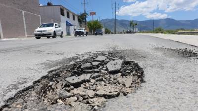 Lluvias ponen a prueba obras viales y reaparecen daños en Saltillo