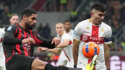 Johan Vásquez fue uno de los pilares defensivos del Genoa en el empate 1-1 ante el Milan en San Siro, resultado que se definió hasta el minuto 90+2 de la Serie A.