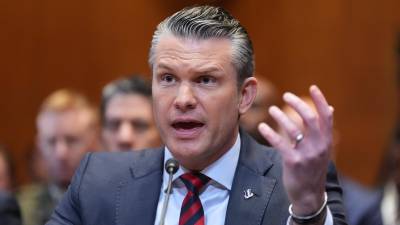 El secretario de Defensa de Estados Unidos, Pete Hegseth, declara en una audiencia del subcomité de asignaciones de defensa del Senado sobre la solicitud de presupuesto para el Departamento de Defensa.