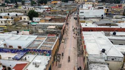 Habitantes del centro de Saltillo ya pueden disfrutar de otro tramo reabiert de la calle General Cepeda, que conecta puntos clave de la ciudad como museos y restaurantes.