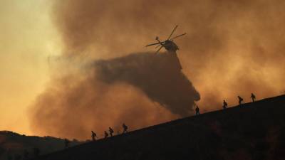 Los muertos por los incendios en Los Ángeles aumentaron a siete este jueves 9 de enero, mientras las estructuras quemadas por las conflagraciones pasan a nueve mil.