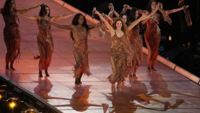 ¡Evento épico! Conquista Shakira con concierto en el Zócalo de la CDMX ante 400 mil personas