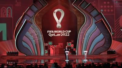 El presidente de la FIFA durante el sorteo de la Copa Mundial de Qatar 2022 en el Centro de Exhibiciones y Convenciones de Doha, el 1 de abril de 2022.