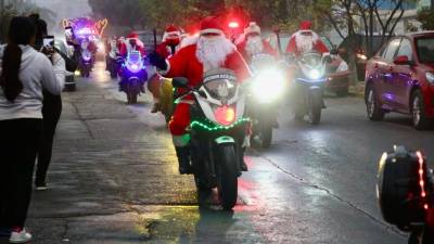 La Policía de Saltillo realizó esta caravana como parte de las festividades decembrinas.