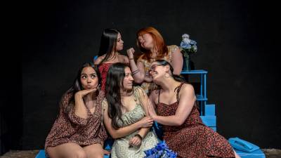 Enredos de cinco mujeres llegan a la Besana con nueva obra de teatro