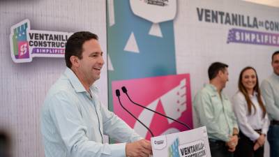 El alcalde Javier Díaz González encabezó la presentación de la Ventanilla de Construcción Simplificada, con la que se busca agilizar trámites y reducir la burocracia para la ciudadanía.