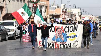 Luego de cinco días, los ex trabajadores de AHMSA concluyeron con su caravana.