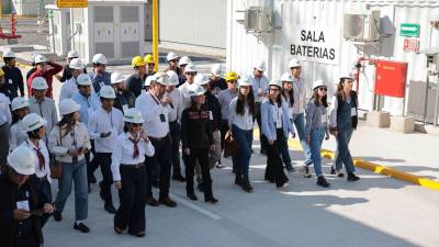 La central lleva el nombre de “Josefa Ortiz Téllez Girón” como un reconocimiento a mujeres queretanas ilustres.