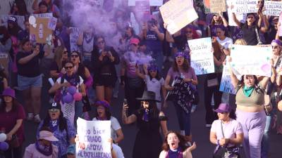 Durante las marchas del pasado 8M, colectivas feministas denunciaron abusos de autoridad, sobre todo frente al Congreso del Estado.