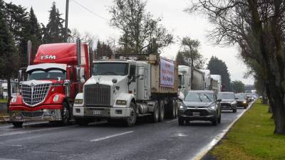 El autotransporte necesita cambios en la estrategia de seguridad en las carreteras, expuso el presidente de la Canacar, Augusto Ramos.