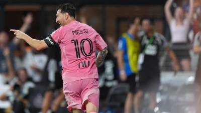 Lionel Messi marcó dos veces y participó en otro gol para conducir la remontada del Inter Miami ante Atlético de San Luis.