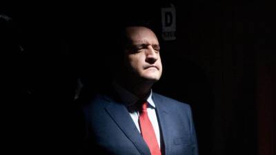 En su camino a Palacio Nacional, López Beltrán ya ha tenido roces con Sheinbaum, con quien, de acuerdo con Rock, la relación es cada vez más distante.