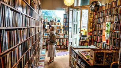 Librerías independientes piden se respete el ‘precio único’: buscan protección ante competencia ‘injusta’