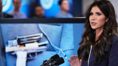 Acusan a la funcionaria de permitir y supervisar ‘un mecanismo de crueldad y perversidad construido por la Administración del presidente Donald Trump’. FOTO: