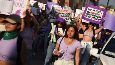 Sheinbaum presenta iniciativa contra el feminicidio ante la Comisión Permanente