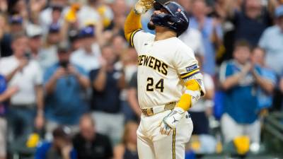 William Contreras encabezó la ofensiva de Milwaukee con tres carreras producidas, fundamentales para colocar contra las cuerdas a los Dodgers.