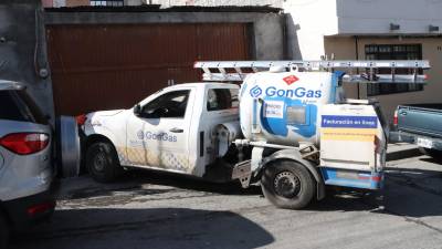 Aumento en la demanda de gas LP en Saltillo ha generado largos tiempos de espera en el surtido de tanques estacionarios.