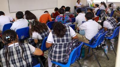 Los niños que nacen durante los últimos meses del año pueden encontrarse entre los más pequeños de su generación escolar.