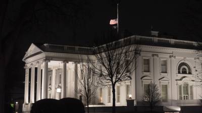 ”Se le ha transmitido (a Trump) en privado que eso es lo que está ocurriendo, y que estos reportes públicos son falsos”, aseguró Karoline Leavitt.