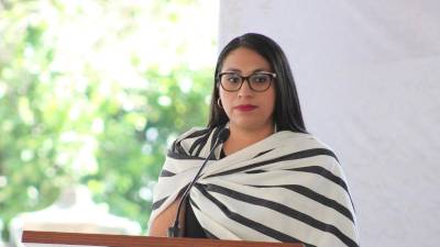 El colectivo 100 periodistas por el Estado de México reveló que la alcaldesa de Tenancingo señalada por fingir su secuestro por un desfalco de 40 MDP denunció por violencia digital a cuatro comunicadores.