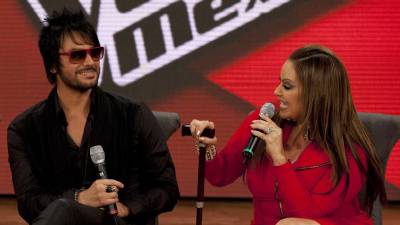Jenni Rivera y Beto Cuevas compartieron escenario como coaches de La Voz México 2012.
