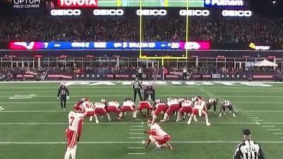 El staff del estadio creaba una aparente segunda pareja de postes. La práctica era permitida por las reglas anteriores, pero la NFL ahora exige que ambos equipos reciban exactamente la misma imagen.