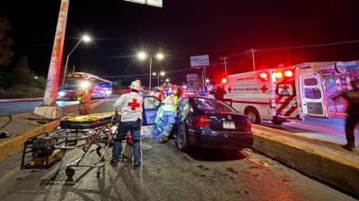 Dos mujeres perdieron la vida tras un accidente ocurrido al sur de Saltillo que también dejó a tres lesionados de gravedad.