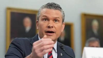 Durante la audiencia, que duró aproximadamente dos horas, el secretario de Guerra, Pete Hegseth, escuchó quejas bipartidistas sobre el hecho de que el Pentágono no ha sido más transparente.
