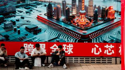 A mediados de la segunda mitad de 2025, el Senado mexicano aprobó cambios legislativos que contemplan aranceles de entre el 5 % y el 50 % a unos 1,463 productos.