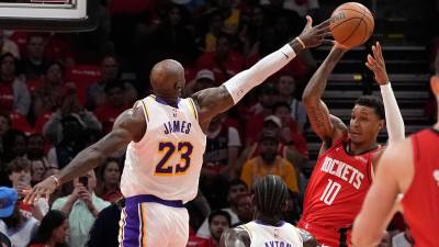Los Rockets de Houston vencieron a los Lakers de Los Ángeles y evitaron la barrida en la primera ronda de los Playoffs de la NBA 2026.