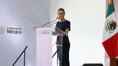 Habitantes reclamaron falta de medicinas, daños carreteros y riesgos por deslaves no atendidos.