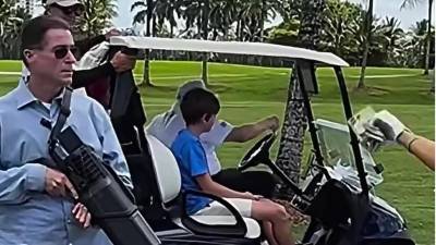 El artefacto de este escolta del presidente Donald Trump sorprendió a usuarios de redes sociales.