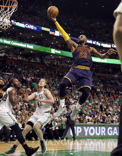 $!Cavaliers aniquilan a Celtics y van a la final de la NBA