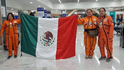Las mujeres coahuilenses forman parte del grupo de rescatistas enviado por el Gobierno de México a Colombia para apoyar en las labores de auxilio.