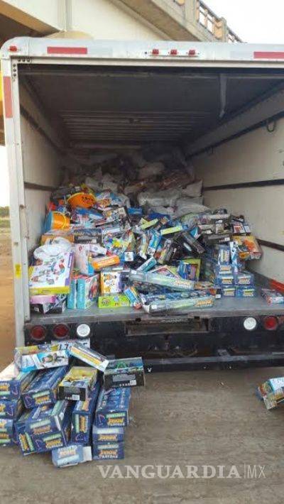 $!Cártel regaló juguetes, cobijas y cenas navideñas en Tamaulipas