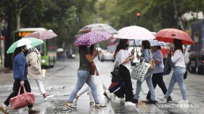 Para el domingo 28 de julio, el Monzón Mexicano ocasionará chubascos y lluvias fuertes acompañadas con descargas eléctricas, rachas de viento y posible caída de granizo.