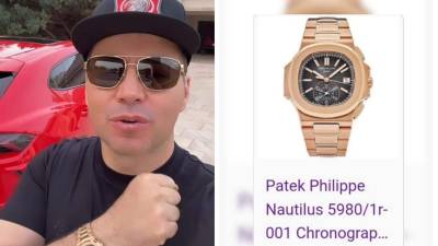 “Tony” Flores presume en su muñeca un reloj que tiene las mismas características de un Patek Philippe, de la línea Nautilus en oro