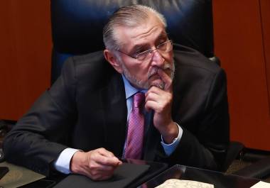 El morenista Adán Augusto López elevó en un 11 mil por ciento, en 2025, el monto de recursos de una partida en el Senado de la República que maneja a discreción.