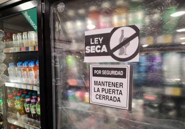 La Secretaría de Gobierno de la Ciudad de México activó la suspensión temporal de la venta de bebidas alcohólicas en diversas zonas de la capital desde el miércoles 24 de junio.