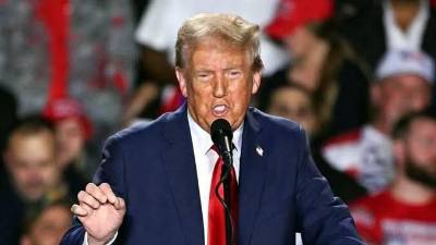 Trump afronta la crisis con Irán en un momento de presión política interna, con la aprobación del presidente afectada por el impacto económico del conflicto y el aumento de los precios energéticos.